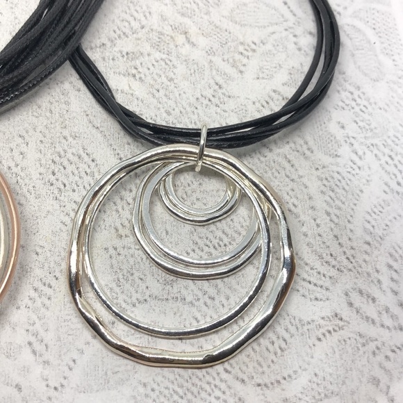 New modernist style geometric hammered circles statement look necklaces bundle. - Picture 3 of 6